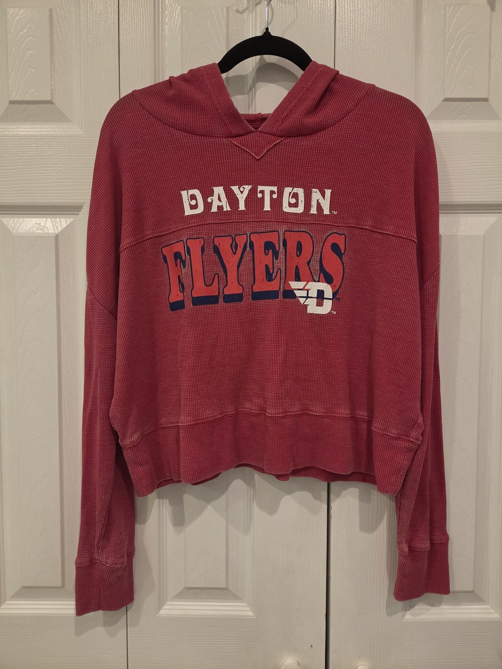 Dayton Flyers Womens Hooded Pullover Cropped Sweatshirt - Red